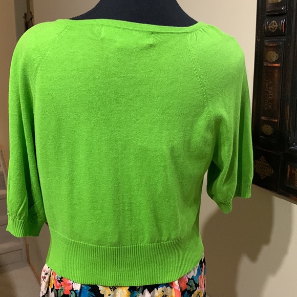 NWT Short Sleeve ?crop Sweater - Picture 3 of 7